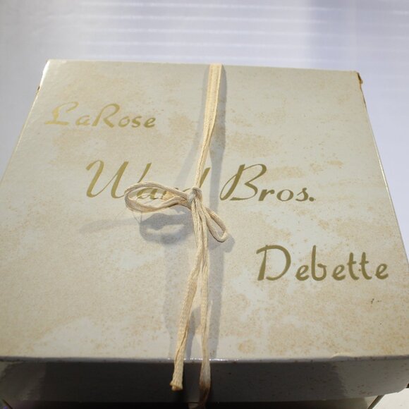 vintage 1940's LaRose Debette Pillbox hat with veil in original box - Picture 2 of 9